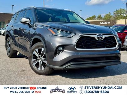 Used 2022 Toyota Highlander XLE