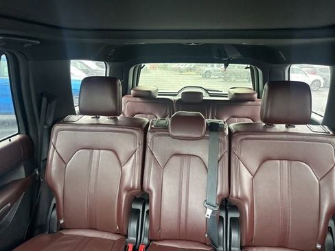 Used 2024 Ford Expedition Limited image 27