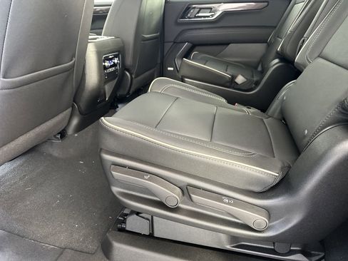 New 2026 GMC Yukon XL Elevation image 31