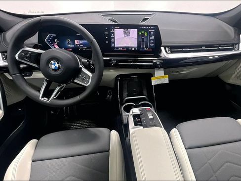 New 2026 BMW X1 xDrive28i w/ M Sport Package AWD/4WD image 5