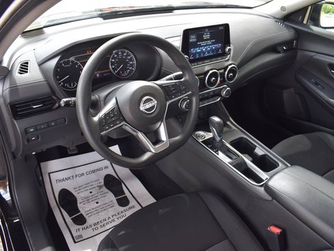 Certified 2024 Nissan Sentra SV FWD image 24