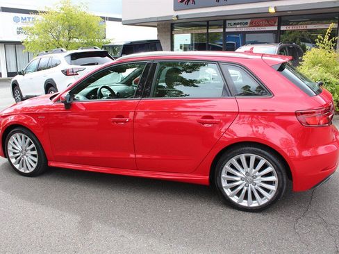Used 2017 Audi A3 e-tron Premium w/ Sport Package FWD image 3