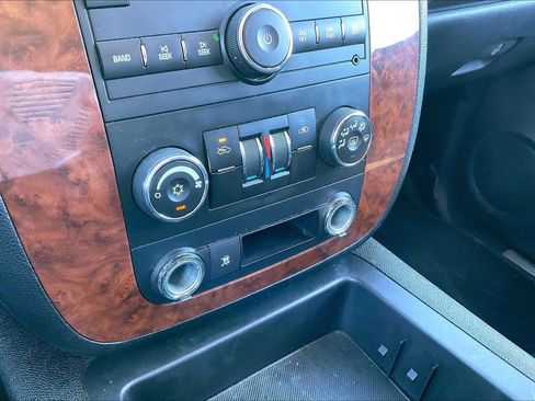 Used 2007 Chevrolet Avalanche LT image 30