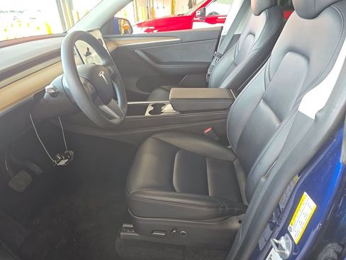 Used 2023 Tesla Model Y Long Range AWD/4WD image 7