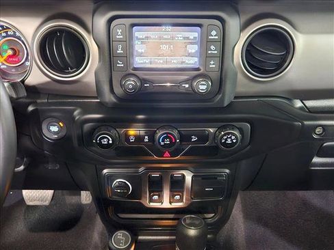 Used 2020 Jeep Wrangler Sport image 14