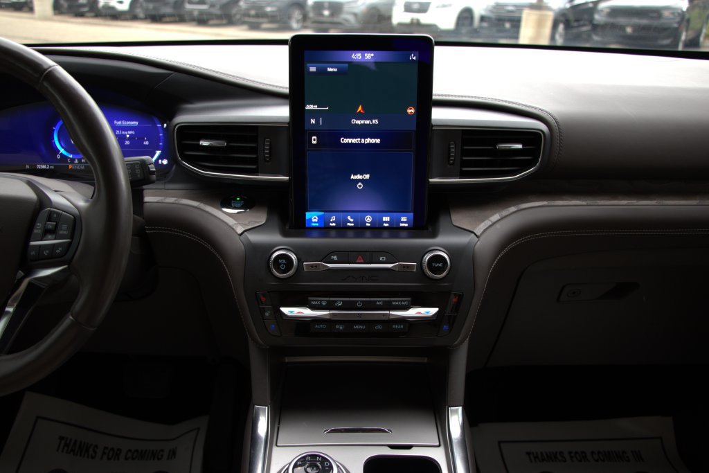 Used 2020 Ford Explorer Platinum w/ Premium Technology Package AWD/4WD image 16