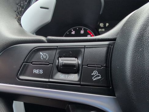 Used 2018 Alfa Romeo Stelvio Ti Sport AWD/4WD image 17