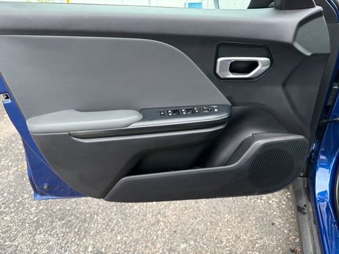 Used 2025 Kia K4 FWD image 22