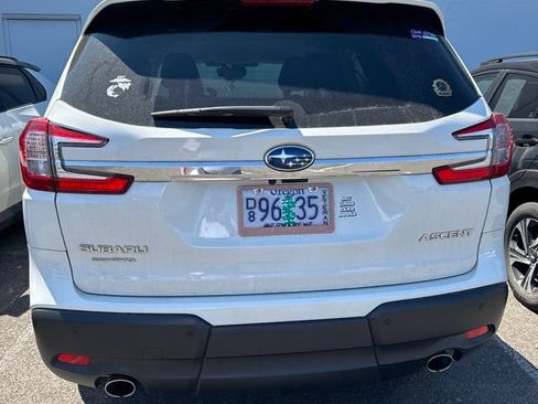 Used 2025 Subaru Ascent Premium AWD/4WD image 1