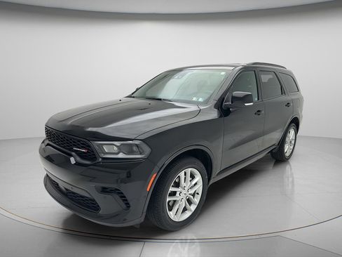 Used 2025 Dodge Durango GT AWD/4WD image 3