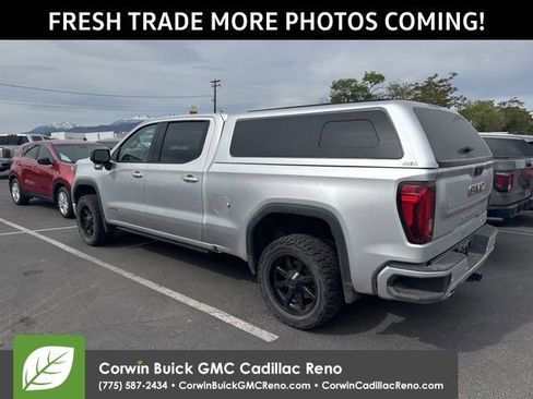 Used 2022 GMC Sierra 1500 AT4 w/ Technology Package AWD/4WD image 3