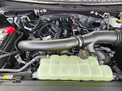 New 2026 Ford Expedition Active RWD image 32