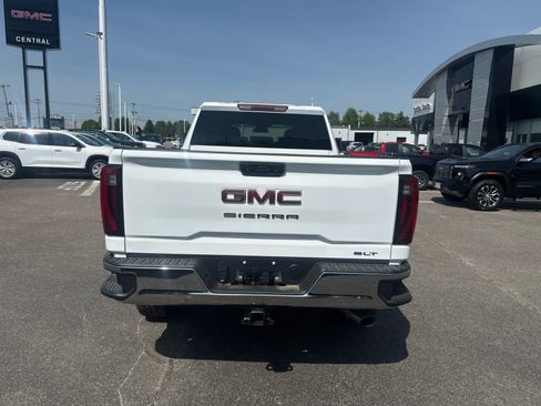 New 2026 GMC Sierra 2500 SLT AWD/4WD image 4
