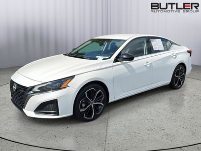 Used 2025 Nissan Altima 2.5 SR