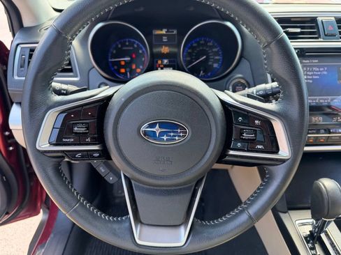 Used 2018 Subaru Outback 3.6R Limited AWD/4WD image 25