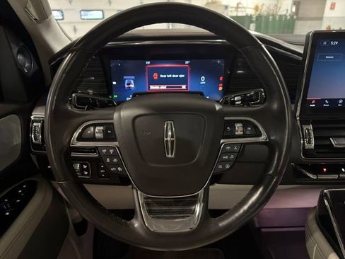 Certified 2024 Lincoln Navigator Black Label image 18