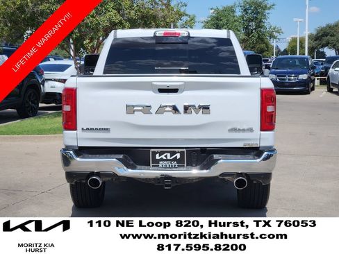 Used 2025 RAM 1500 Laramie AWD/4WD image 13