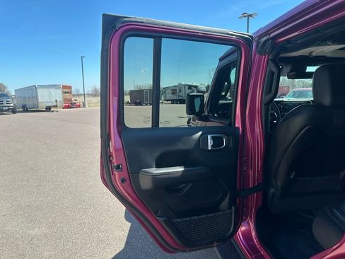 Used 2024 Jeep Wrangler Sahara w/ Technology Group image 21