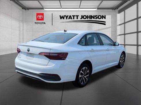 Used 2024 Volkswagen Jetta S FWD image 3