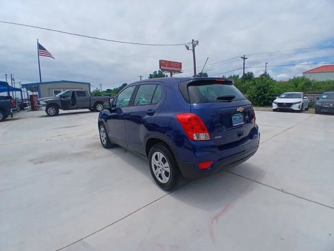 Used 2017 Chevrolet Trax LS FWD image 7