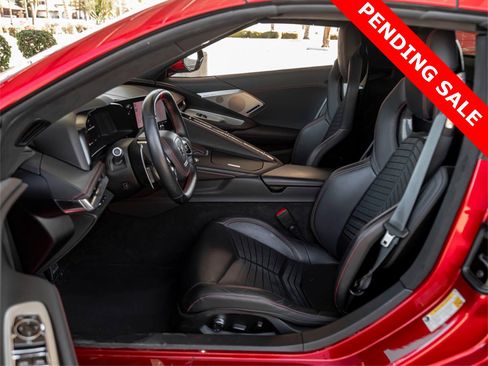 Used 2022 Chevrolet Corvette Stingray Premium Conv w/ Z51 Performance Package image 16