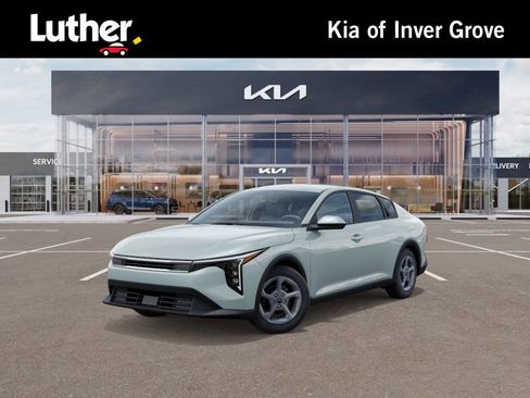 New 2025 Kia K4 LXS image 1
