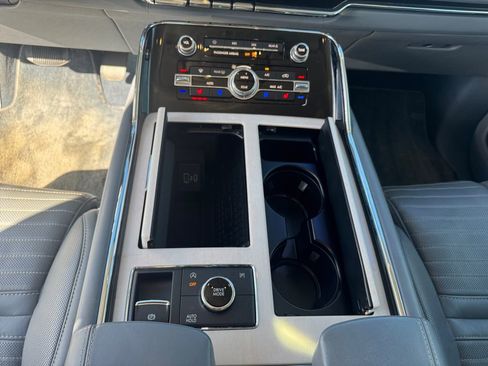 Used 2022 Lincoln Navigator L Black Label image 18