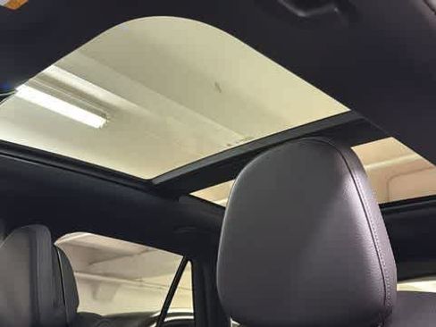 Certified 2026 Mercedes-Benz GLC 300 4MATIC image 27