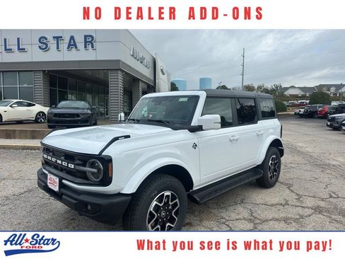 New 2025 Ford Bronco Outer Banks image 1