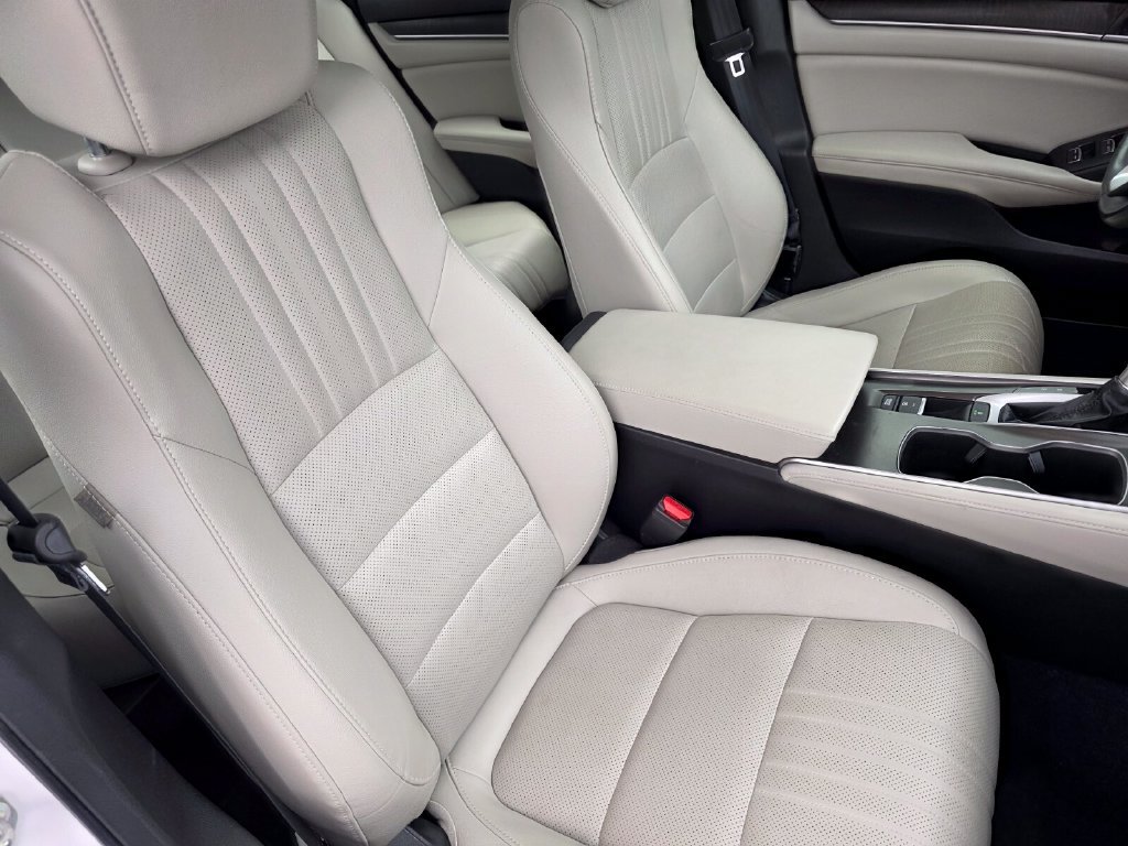 Used 2019 Honda Accord EX-L image 27