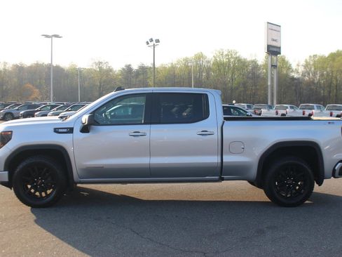 Used 2022 GMC Sierra 1500 Elevation w/ Preferred Package AWD/4WD image 4
