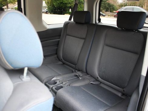 Used 2005 Honda Element EX image 10