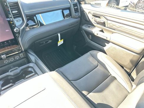 New 2026 RAM 1500 Limited w/ Trailer Tow Group image 14