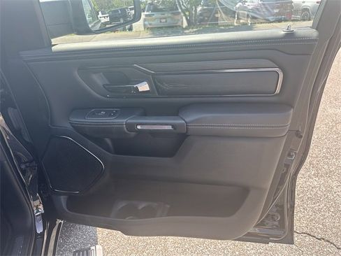Used 2023 RAM 1500 Limited w/ Body Color Bumper Group image 14