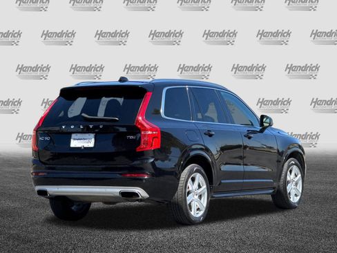 Used 2021 Volvo XC90 T5 Momentum AWD/4WD image 5