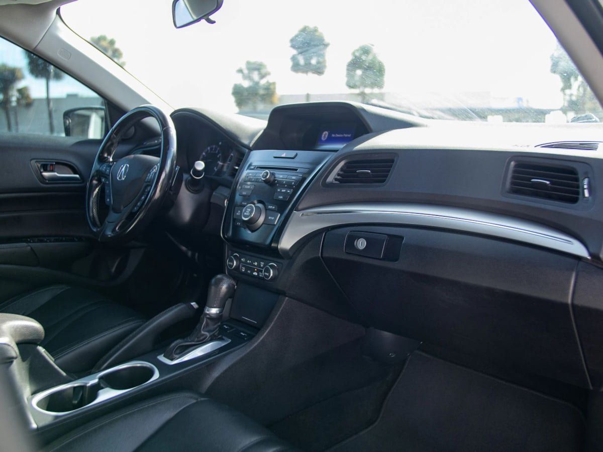 Used 2020 Acura ILX FWD image 24