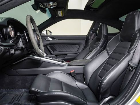 Certified 2025 Porsche 911 Turbo S AWD/4WD image 5