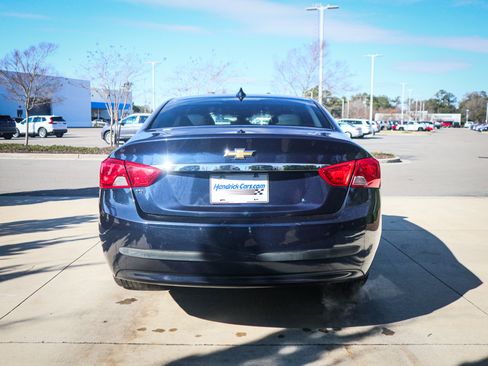 Used 2018 Chevrolet Impala LS image 9