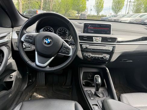 Used 2021 BMW X1 xDrive28i w/ Convenience Package AWD/4WD image 7