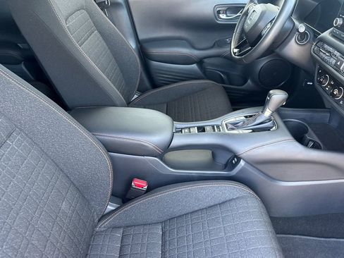 Certified 2025 Honda HR-V Sport image 18