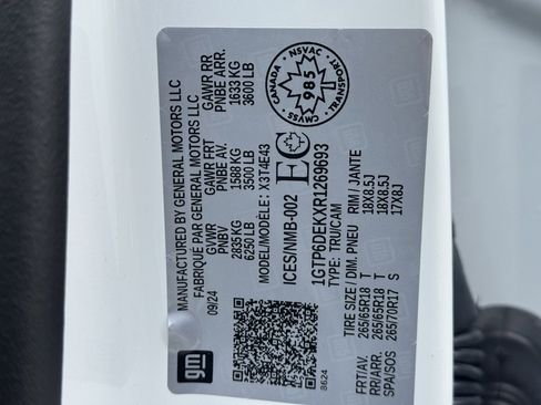 Used 2024 GMC Canyon AT4 image 26