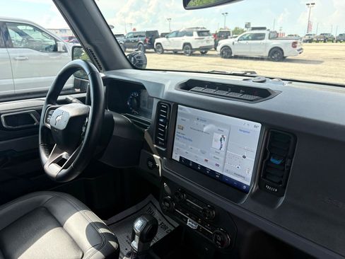 Used 2024 Ford Bronco Black Diamond AWD/4WD image 36