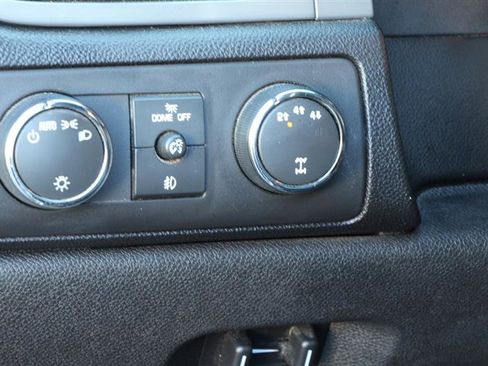 Used 2012 Chevrolet Silverado 2500 LTZ w/ LTZ Plus Package image 28