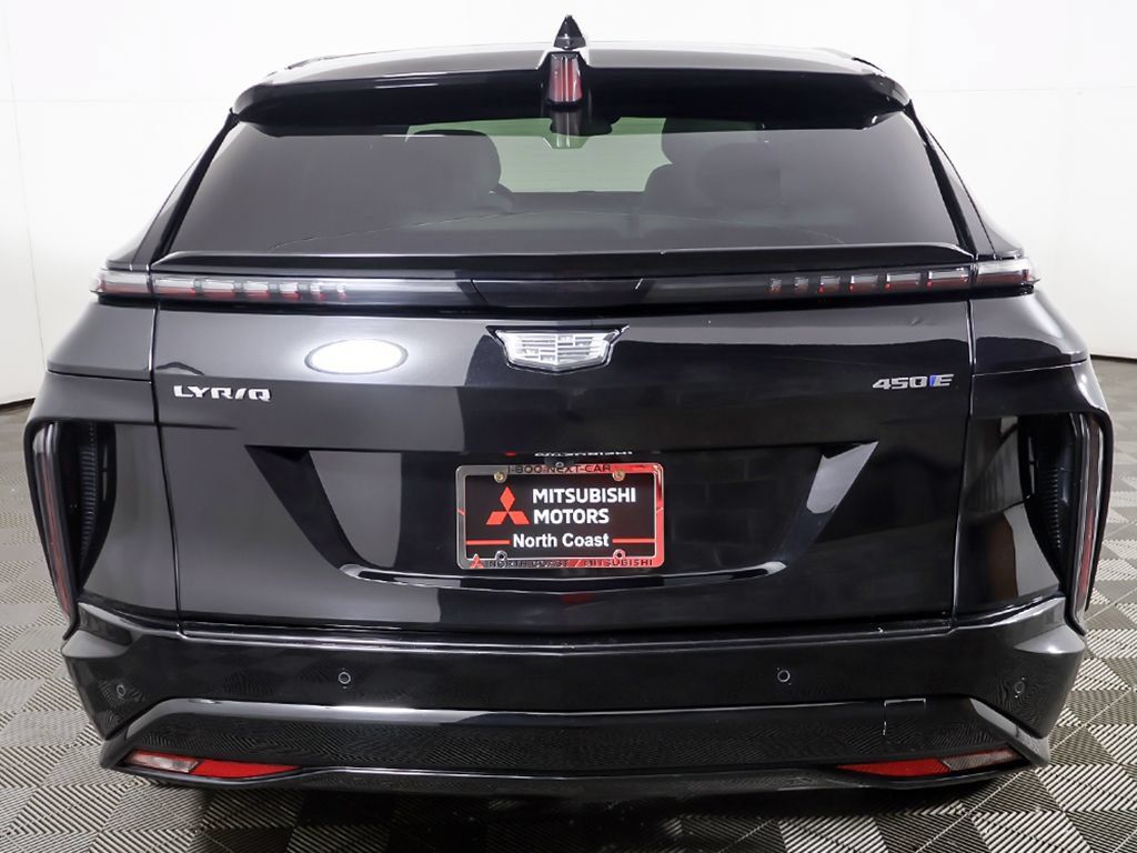 Used 2024 Cadillac Lyriq Sport RWD image 17