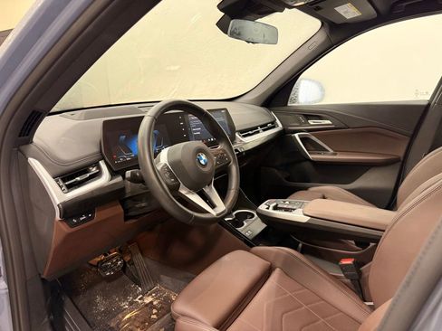 Used 2025 BMW X1 xDrive28i image 11