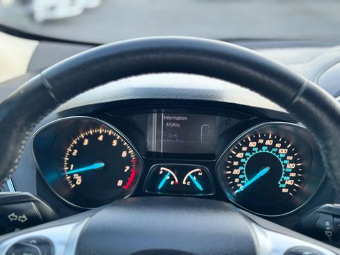 Used 2013 Ford Escape SEL image 16