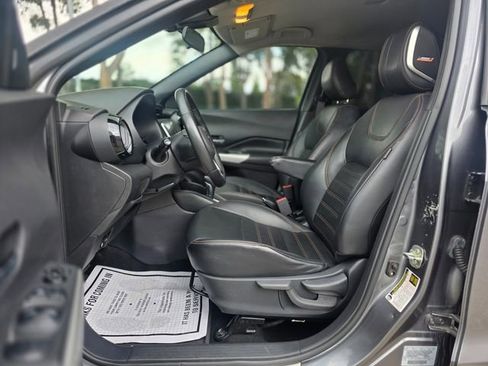 Used 2020 Nissan Kicks SR w/ SR Premium Package FWD image 24