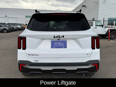 Used 2025 Kia Sorento X-Line EX AWD/4WD image 4