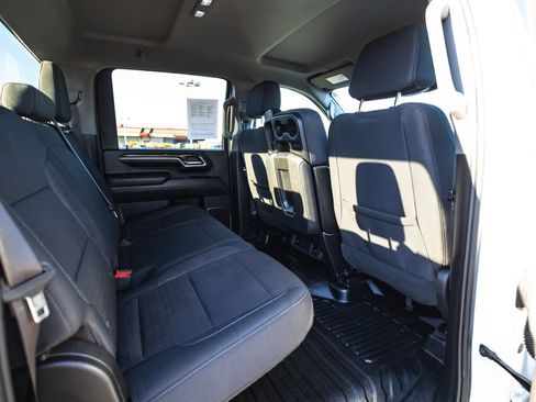 Used 2024 Chevrolet Silverado 3500 LT AWD/4WD image 32