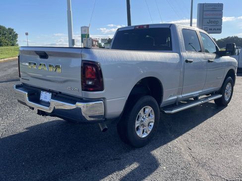 Certified 2026 RAM 2500 Big Horn AWD/4WD image 3